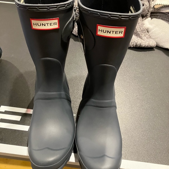 Women’s Hunter Boots - Navy Size 10 brand new - Picture 1 of 3